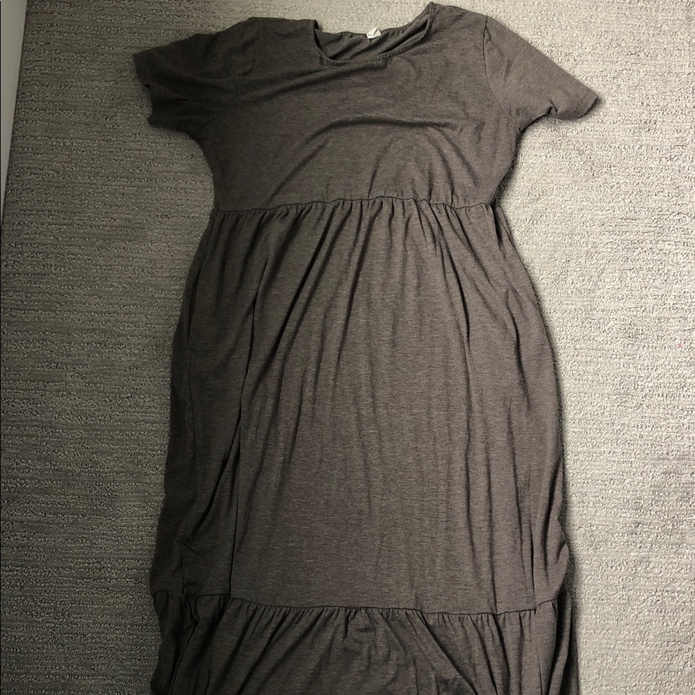 Short Sleeve Maxi Dress in Charcoal Gray